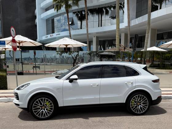PORSCHE CAYENNE 3.0 V6 E-HYBRID AWD TIPTRONIC S